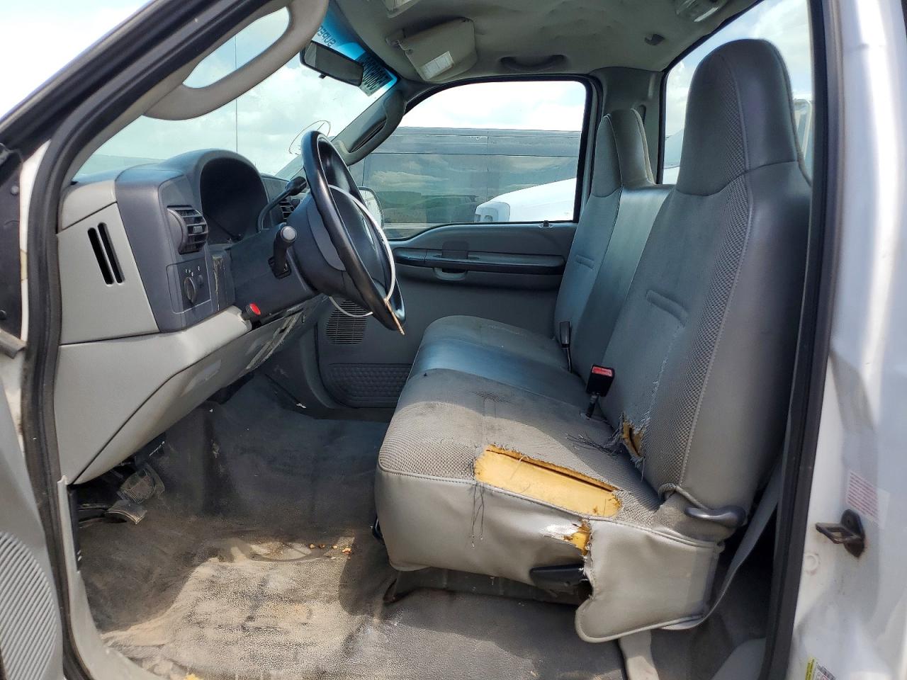 2005 Ford F350 Srw Super Duty Белый vin: 1FTWF31505ED06811