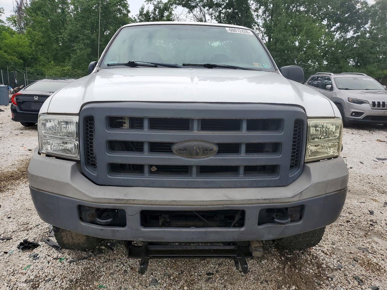 2005 Ford F350 Srw Super Duty White vin: 1FTWF31585EB79452