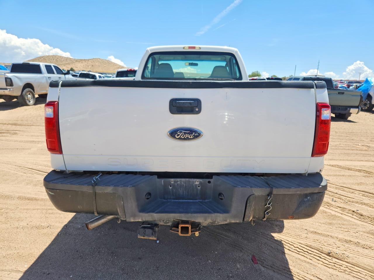 2008 Ford F350 Srw Super Duty White vin: 1FTWF31Y98EE47200