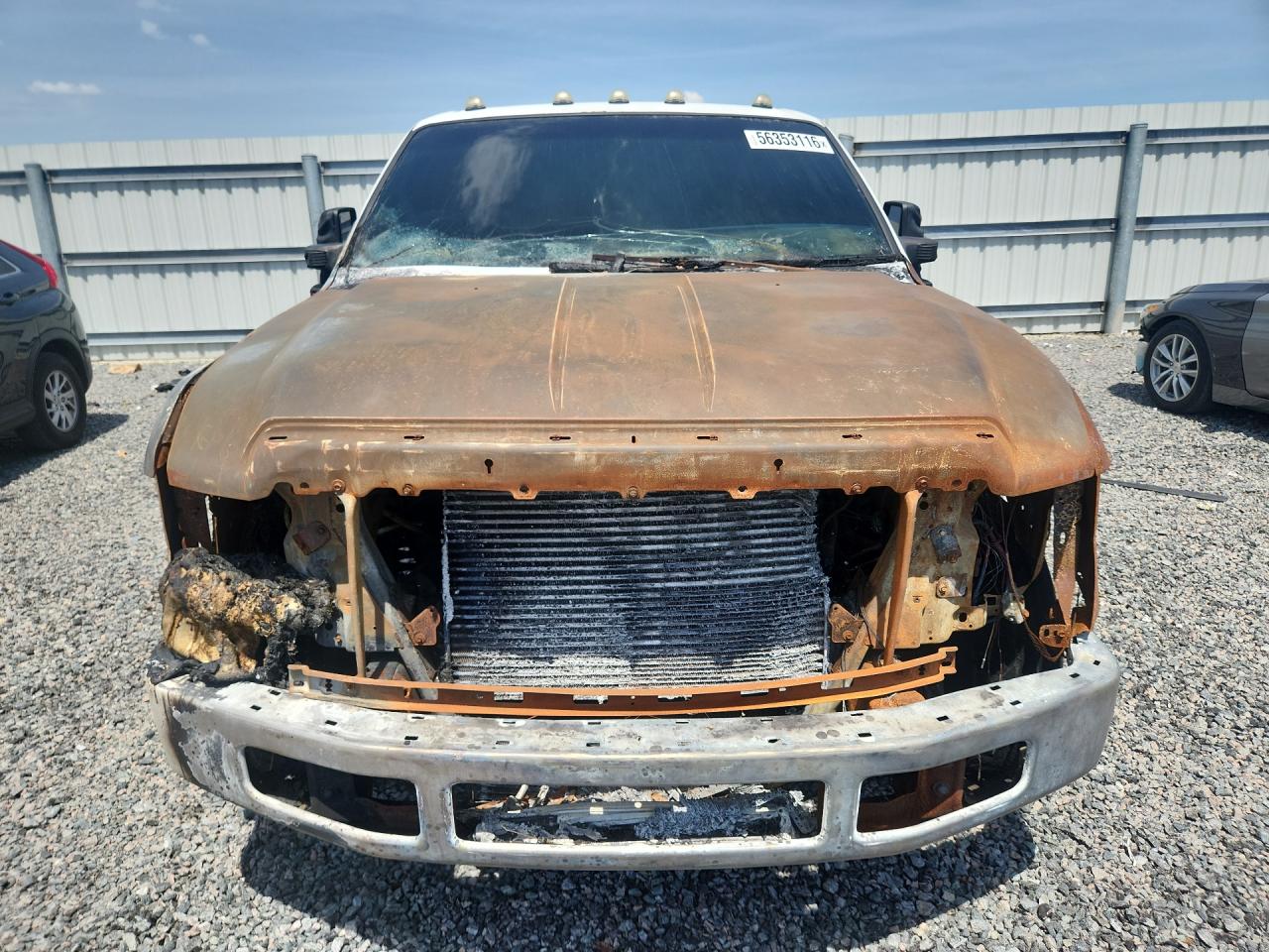 2002 Ford F350 Super Duty White vin: 1FTWF32F32ED01301