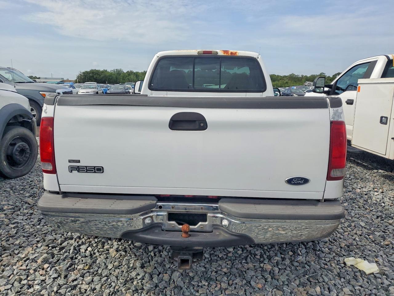 1999 Ford F350 Super Duty White vin: 1FTWF32F6XEB13086