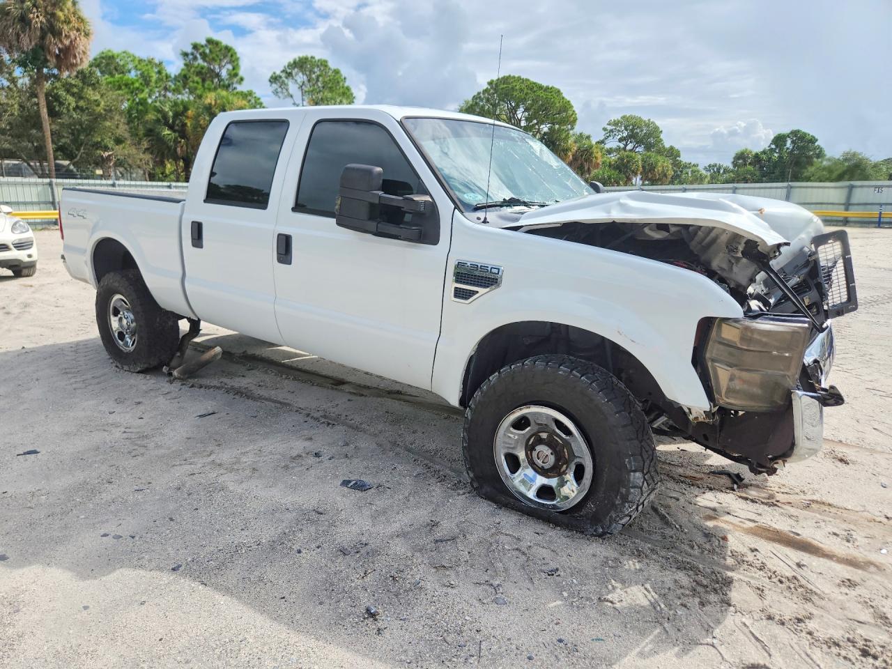 2008 Ford F350 Srw Super Duty White vin: 1FTWW315X8EE56834