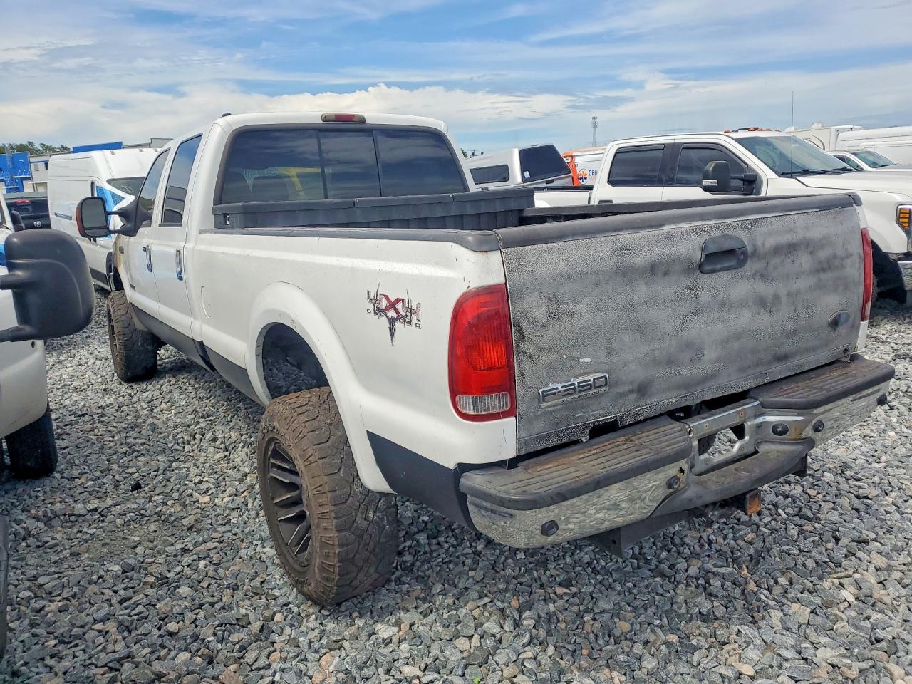2005 Ford F350 Srw Super Duty White vin: 1FTWW31P95ED21521