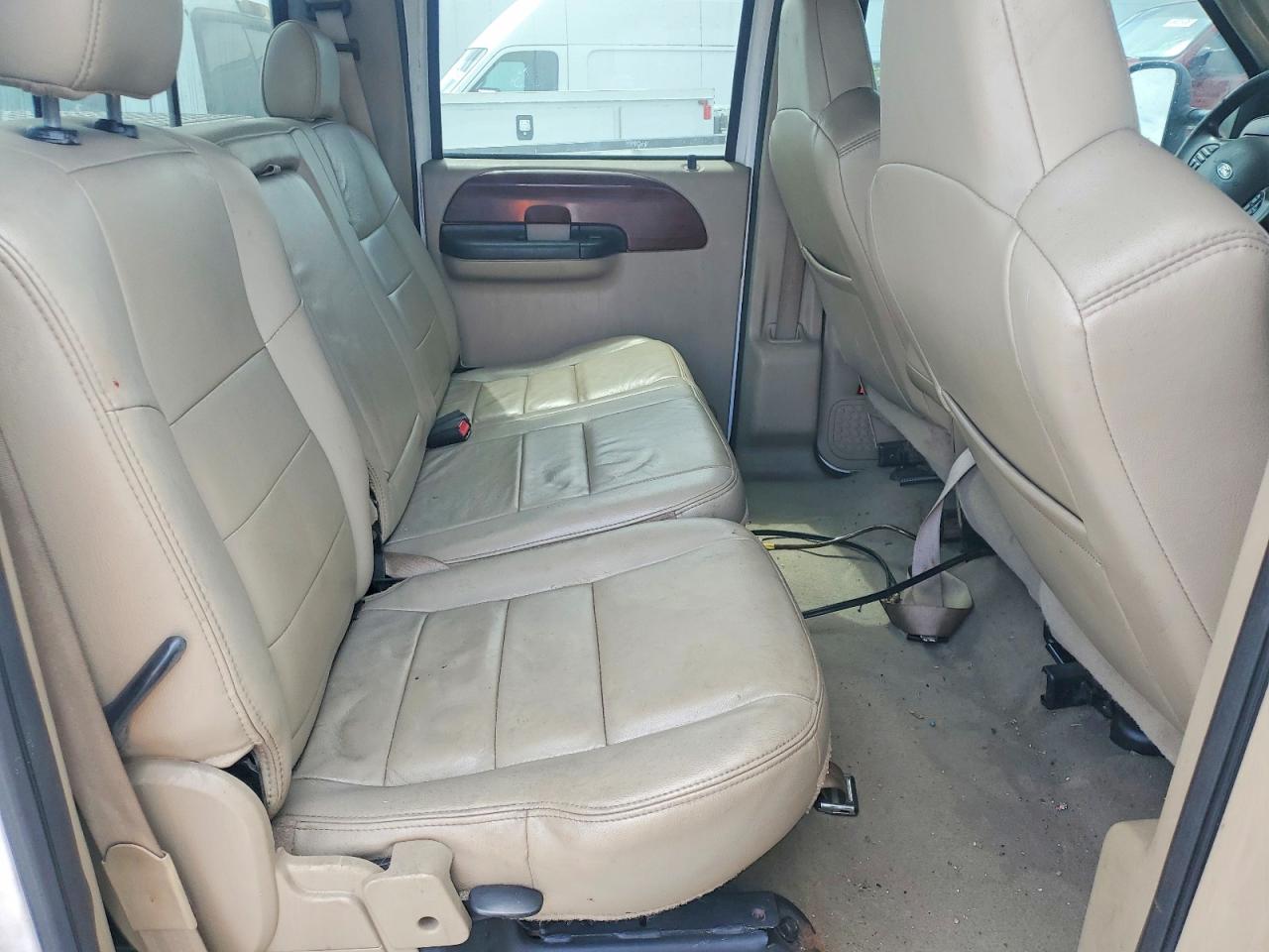 2005 Ford F350 Srw Super Duty White vin: 1FTWW31P95ED21521