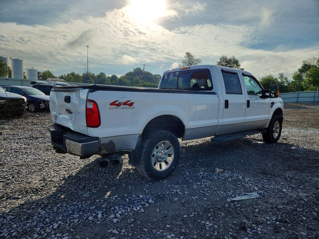 2008 Ford F350 Srw Super Duty Белый vin: 1FTWW31R08EB75550