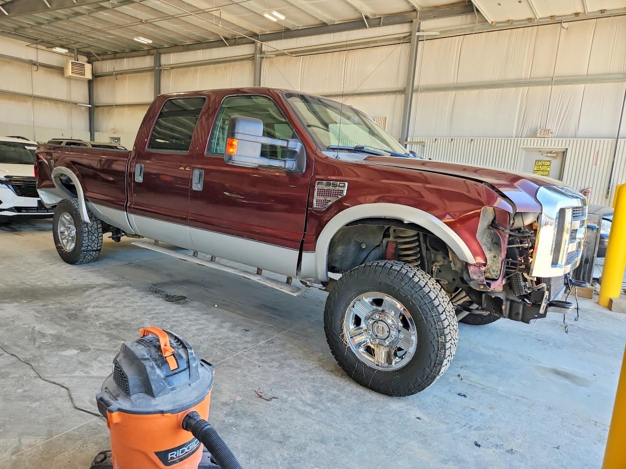2009 Ford F350 Super Duty Maroon vin: 1FTWW31R19EA06560