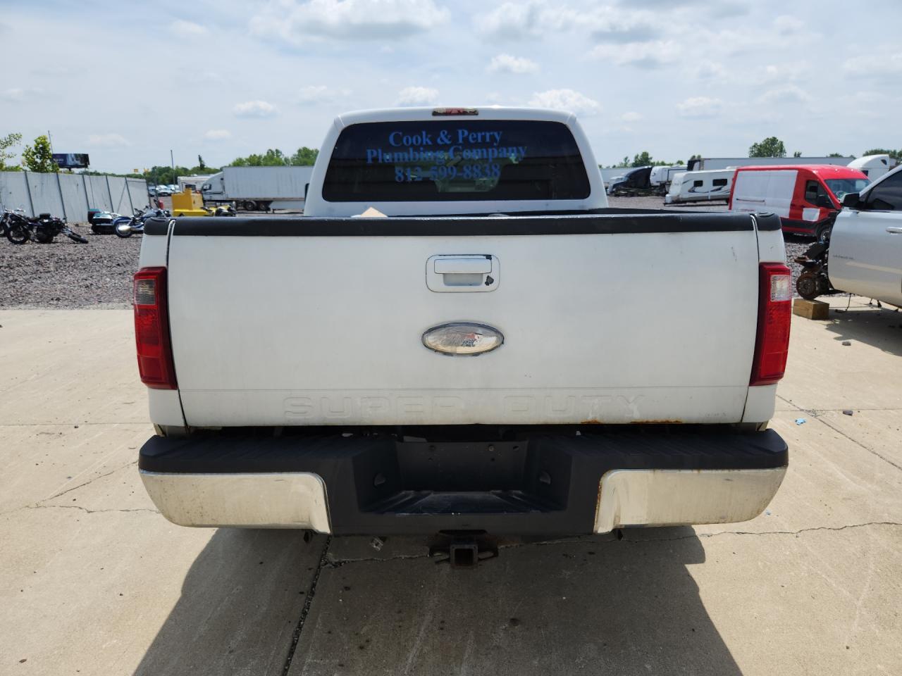 2008 Ford F350 Srw Super Duty White vin: 1FTWW31R58ED74299 Damage: Tailgate, Rust, 1 To 2 Inches