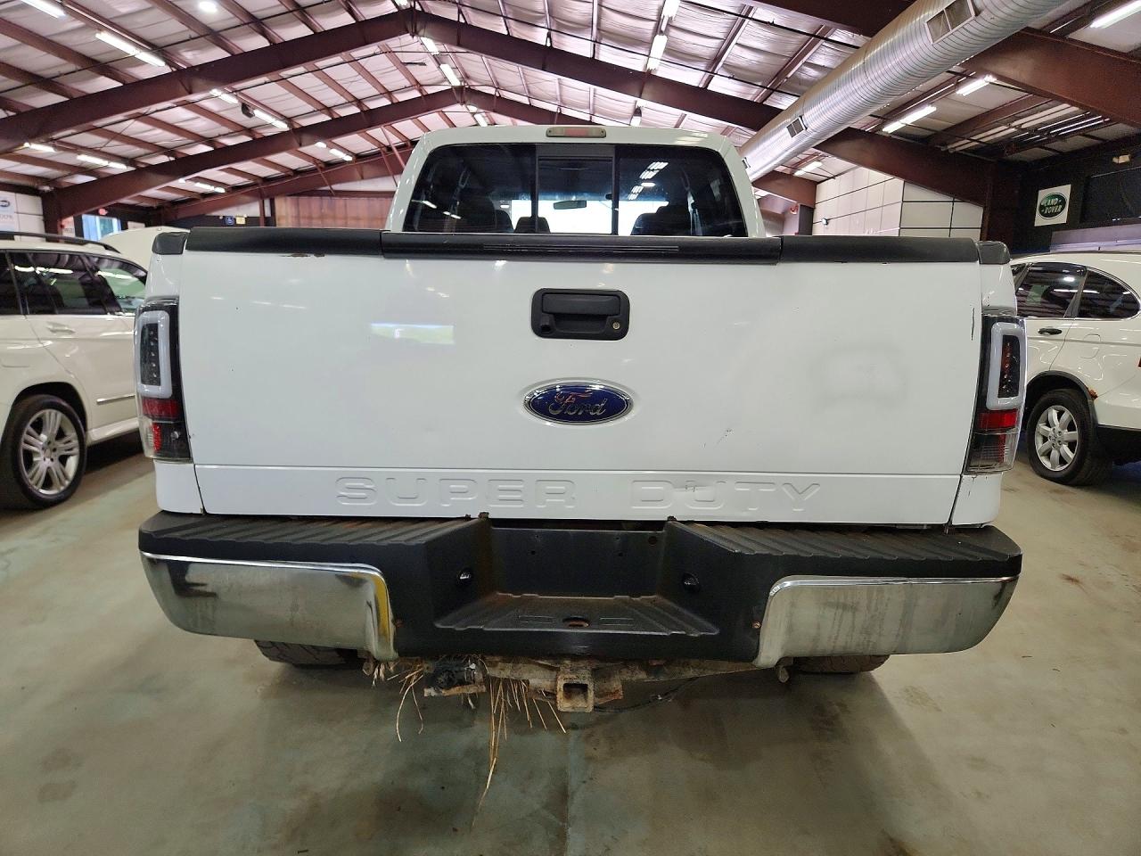 2008 Ford F350 Srw Super Duty White vin: 1FTWW31R88EC43867