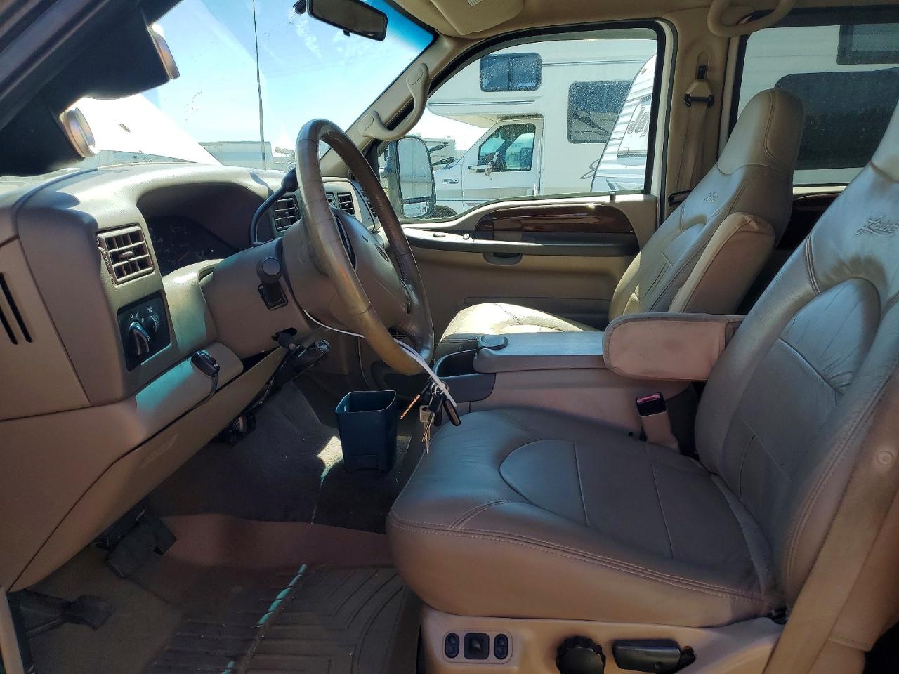 2000 Ford F350 Super Duty White vin: 1FTWW32F4YEC27718