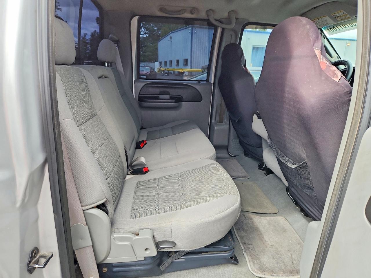 2006 Ford F350 Super Duty Silver vin: 1FTWW32P16ED30732