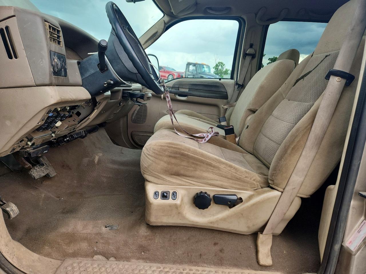 2004 Ford F350 Super Duty Tan vin: 1FTWW32P44EB04830