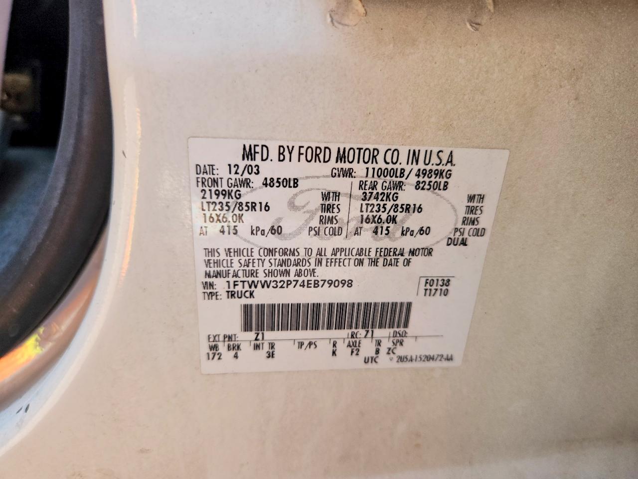 2004 Ford F350 Super Duty White vin: 1FTWW32P74EB79098