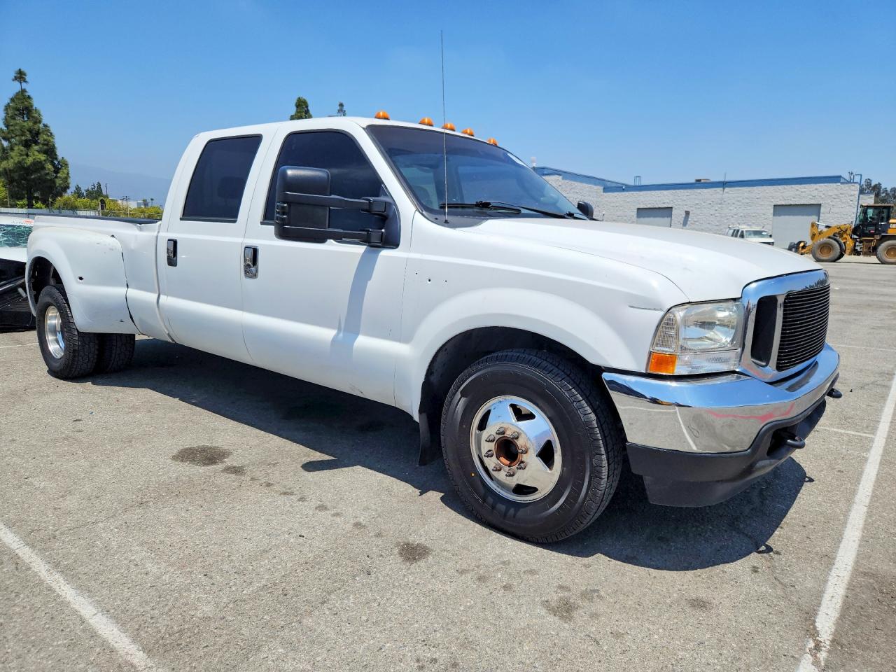 2004 Ford F350 Super Duty White vin: 1FTWW32P74EB79098