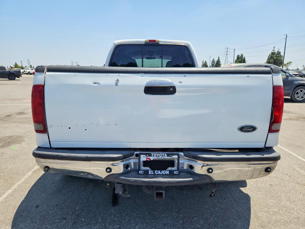 2004 Ford F350 Super Duty White vin: 1FTWW32P74EB79098