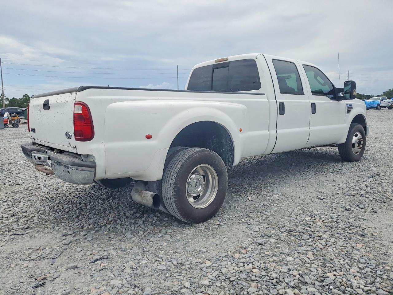 2008 Ford F350 Super Duty White vin: 1FTWW32R08EC90812