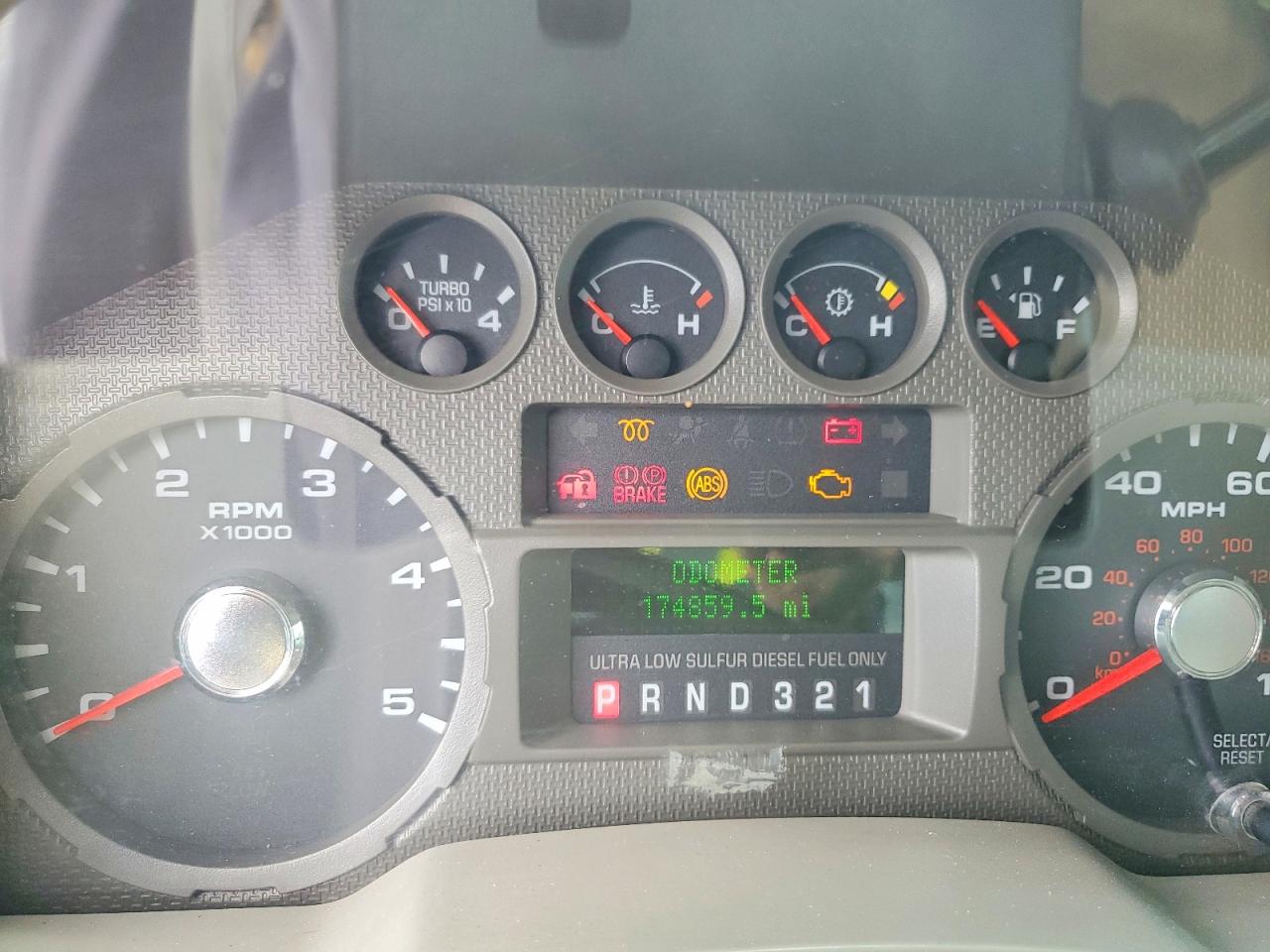 2008 Ford F350 Super Duty White vin: 1FTWW32R08EC90812