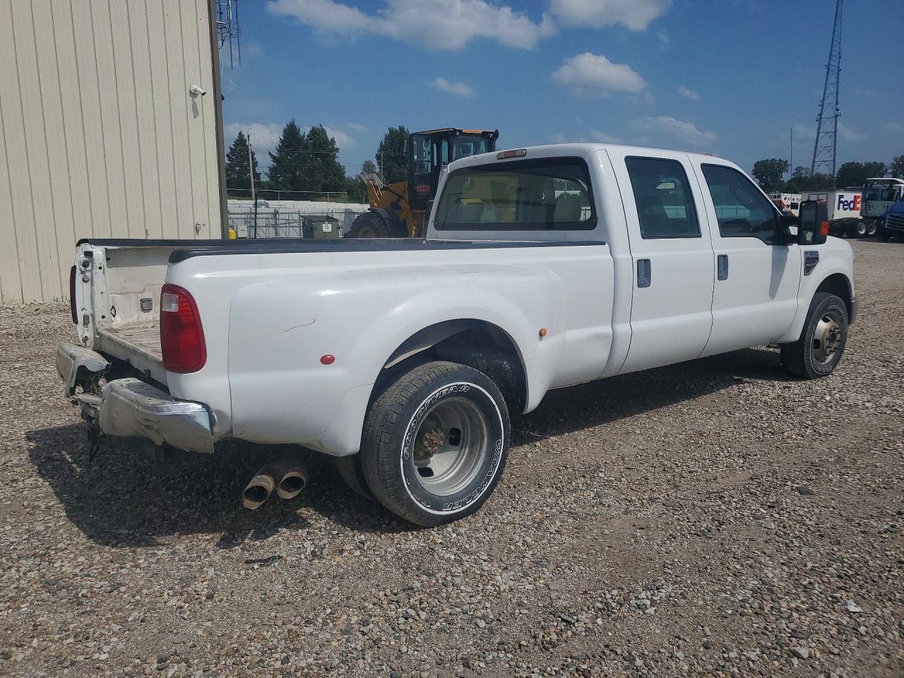 2008 Ford F350 Super Duty White vin: 1FTWW32R08ED80705