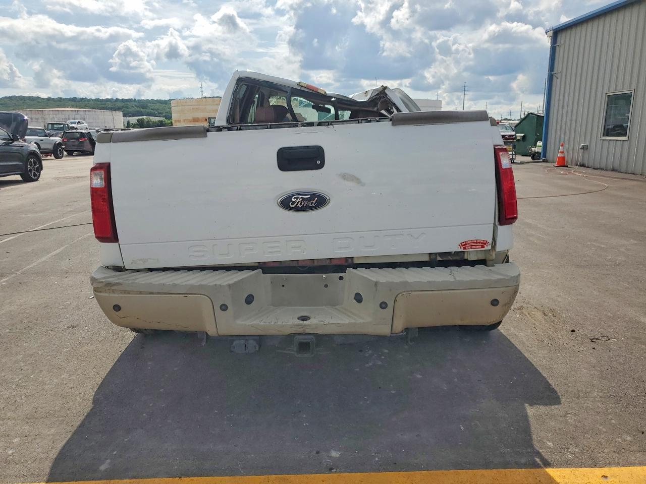 2008 Ford F350 Super Duty White vin: 1FTWW32R78EB08720