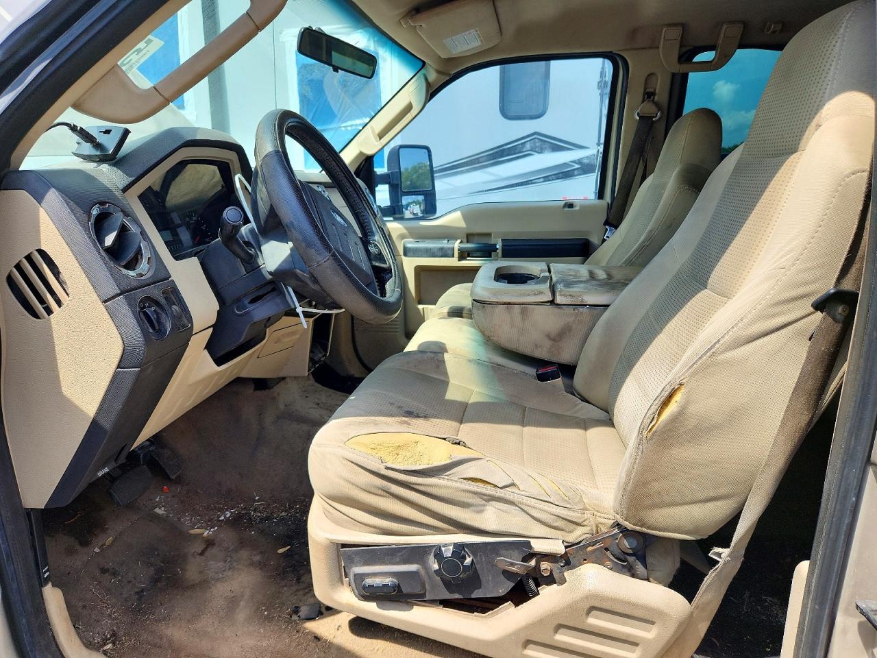 2008 Ford F350 Super Duty Gold vin: 1FTWW32R78EB52815