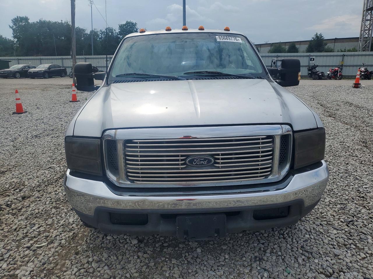 1999 Ford F350 Super Duty Silver vin: 1FTWW32S2XEC01369