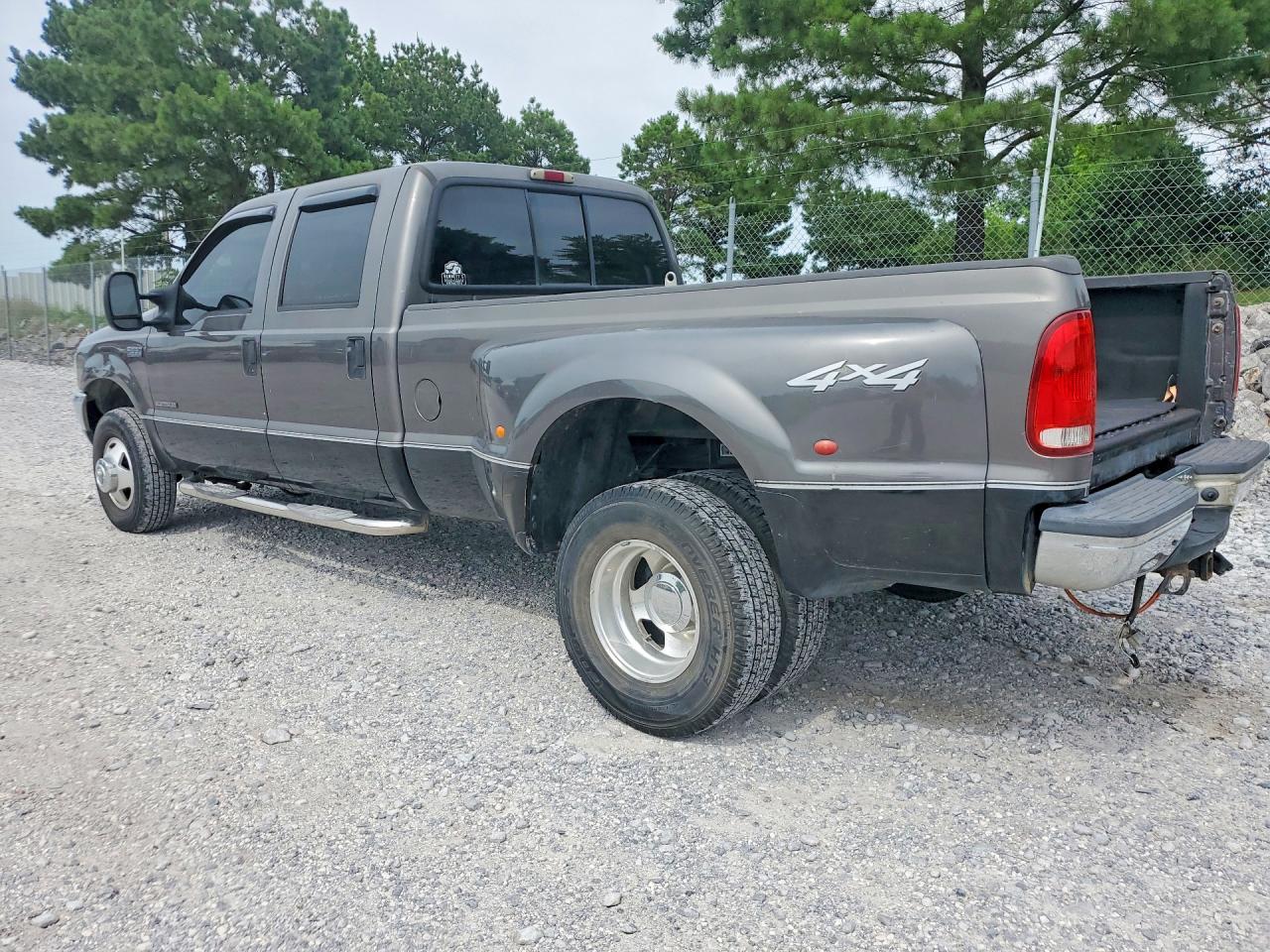 2002 Ford F350 Super Duty Двухцветный vin: 1FTWW33F32EA59866