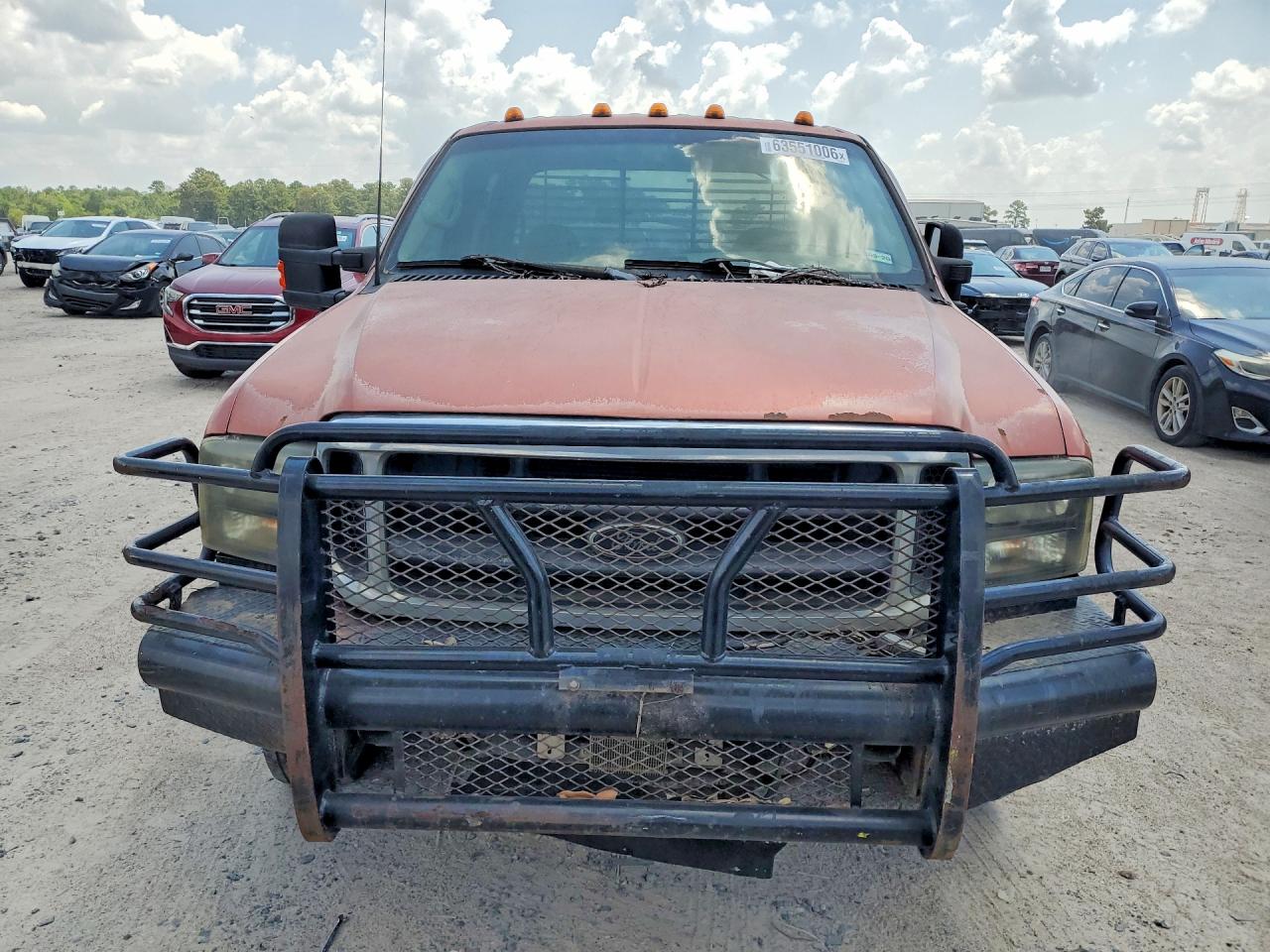 2000 Ford F350 Super Duty Orange vin: 1FTWW33FXYEA10480