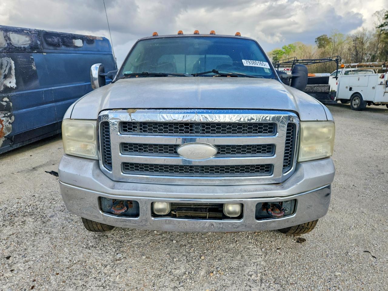 2005 Ford F350 Super Duty Silver vin: 1FTWW33P55ED37860