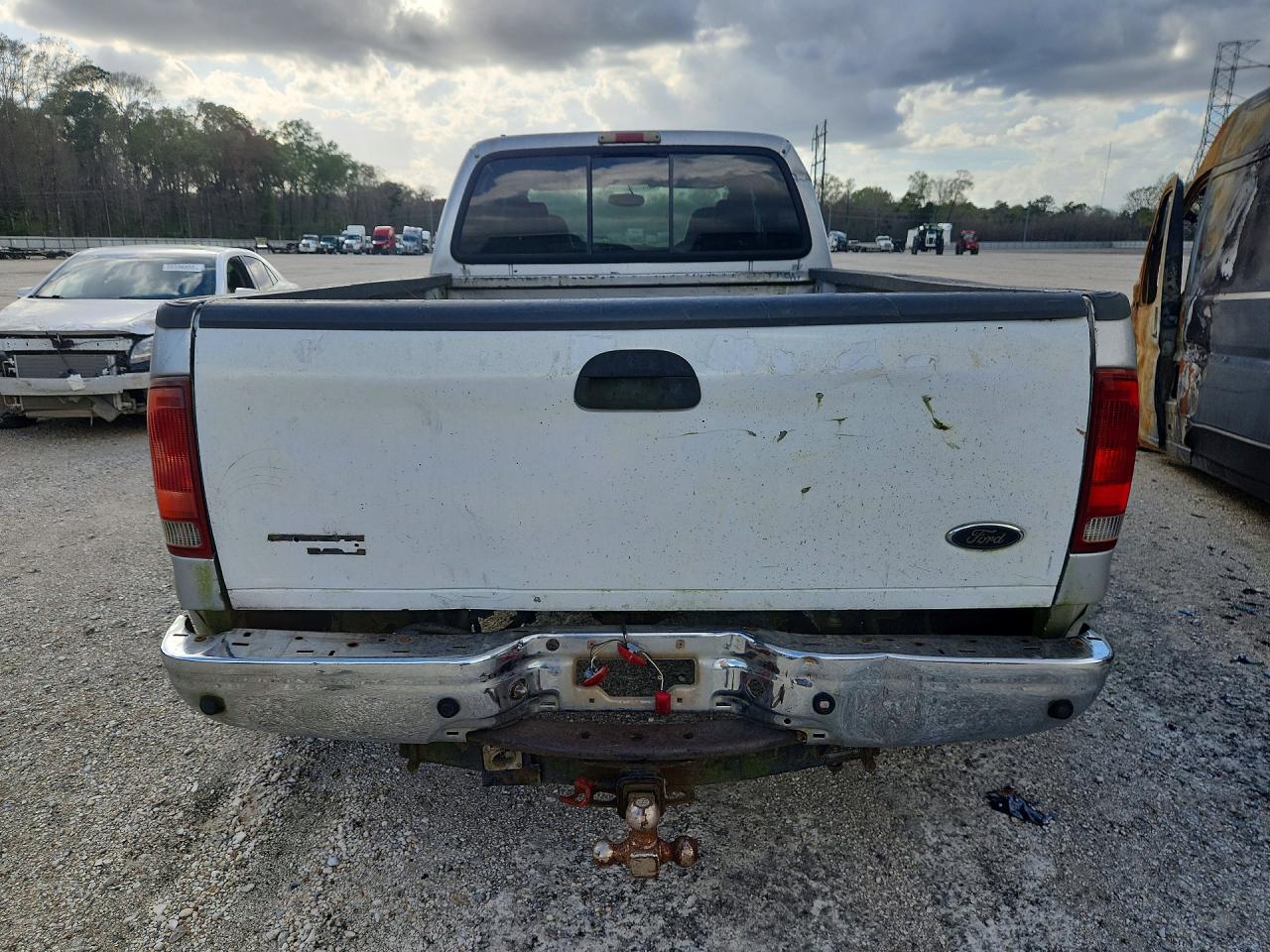 2005 Ford F350 Super Duty Silver vin: 1FTWW33P55ED37860