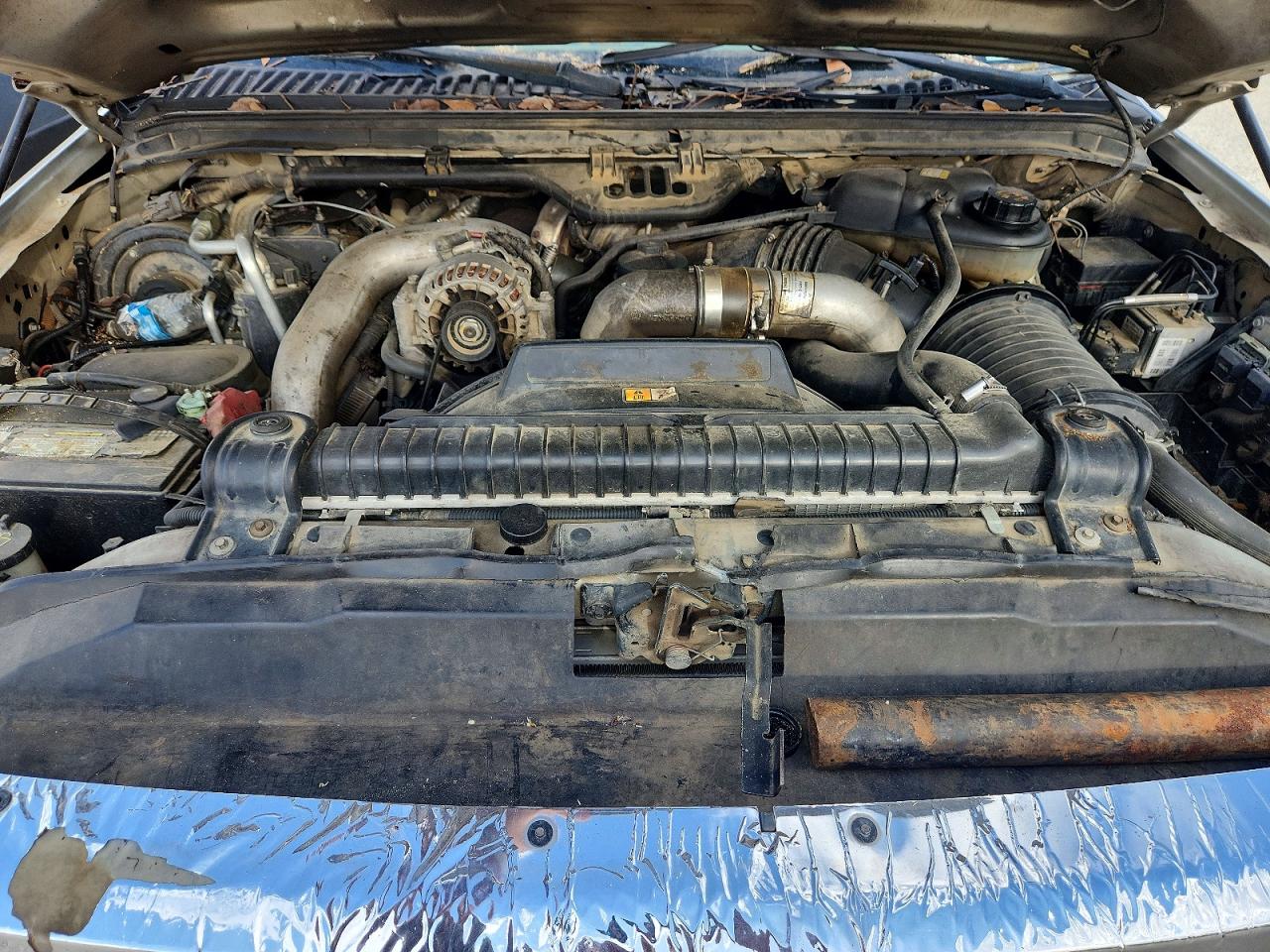 2005 Ford F350 Super Duty Silver vin: 1FTWW33P55ED37860