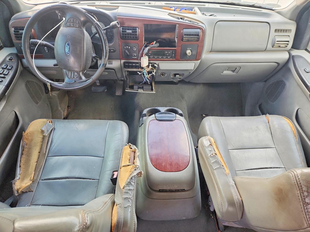 2005 Ford F350 Super Duty Silver vin: 1FTWW33P55ED37860
