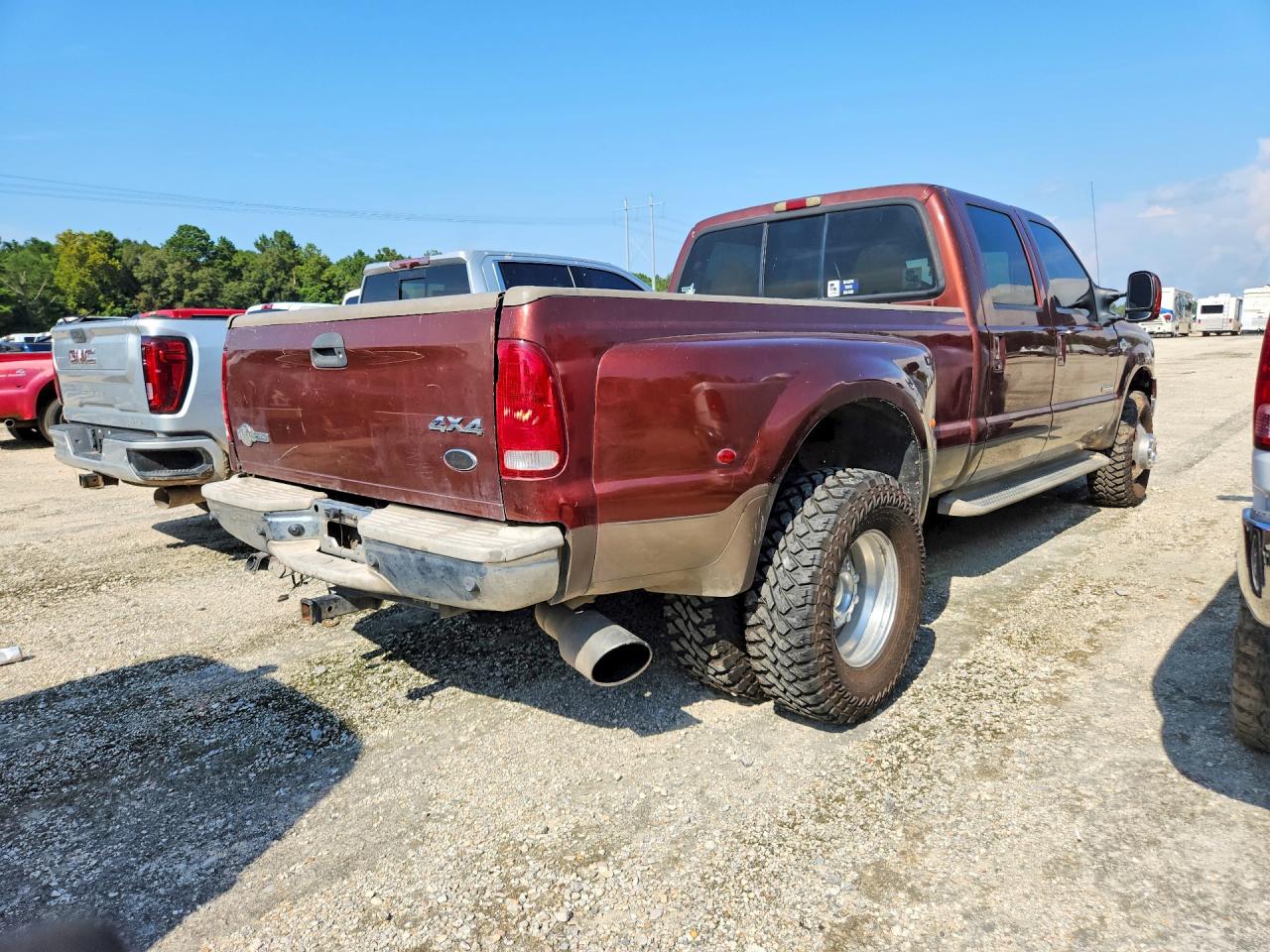 2005 Ford F350 Super Duty Brown vin: 1FTWW33PX5EA19717