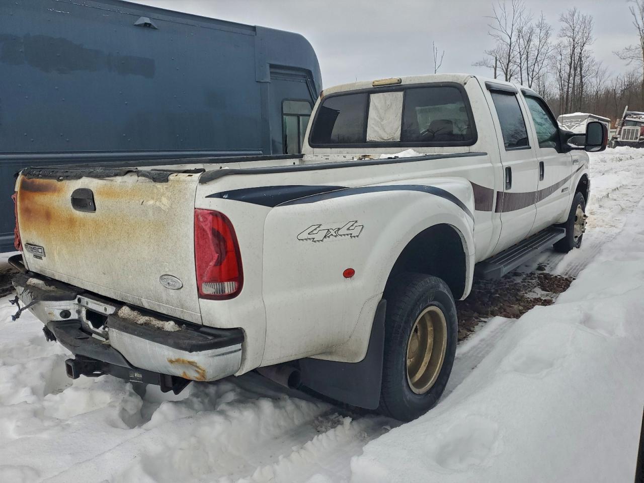 2007 Ford F350 Super Duty White vin: 1FTWW33PX7EB22896
