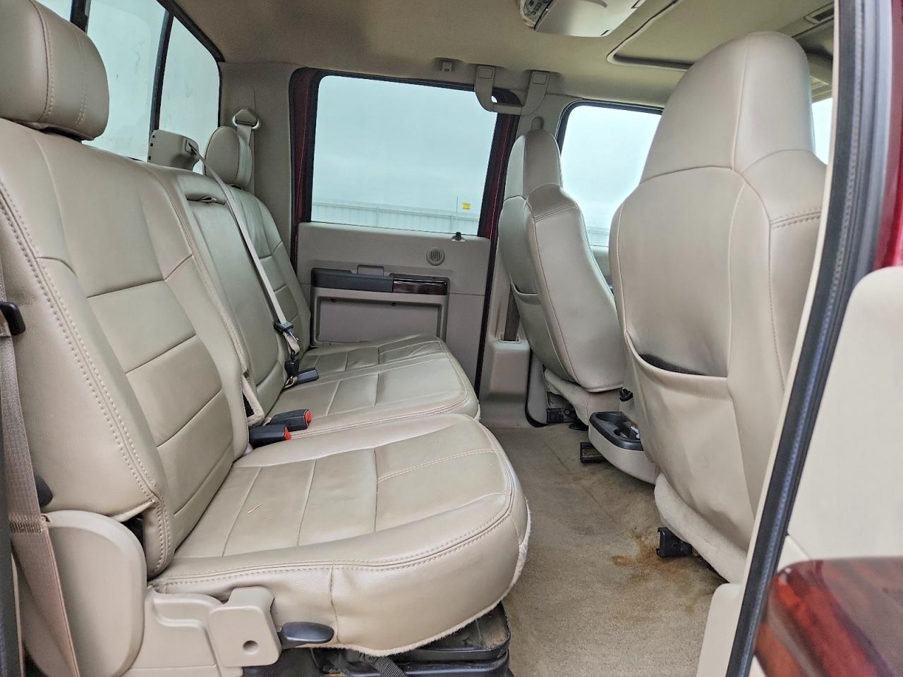 2008 Ford F350 Super Duty Burgundy vin: 1FTWW33R68EB60788