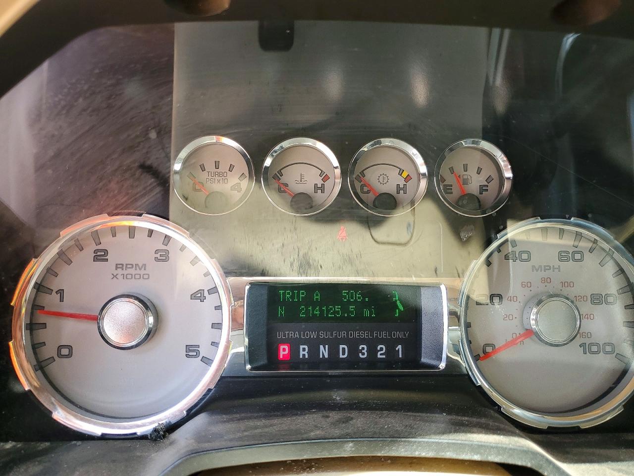 2008 Ford F350 Super Duty White vin: 1FTWW33R88EC17136