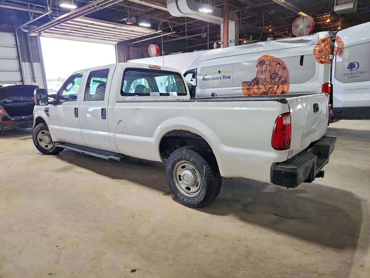2010 Ford F350 Super Duty White vin: 1FTWW3A51AEA89473