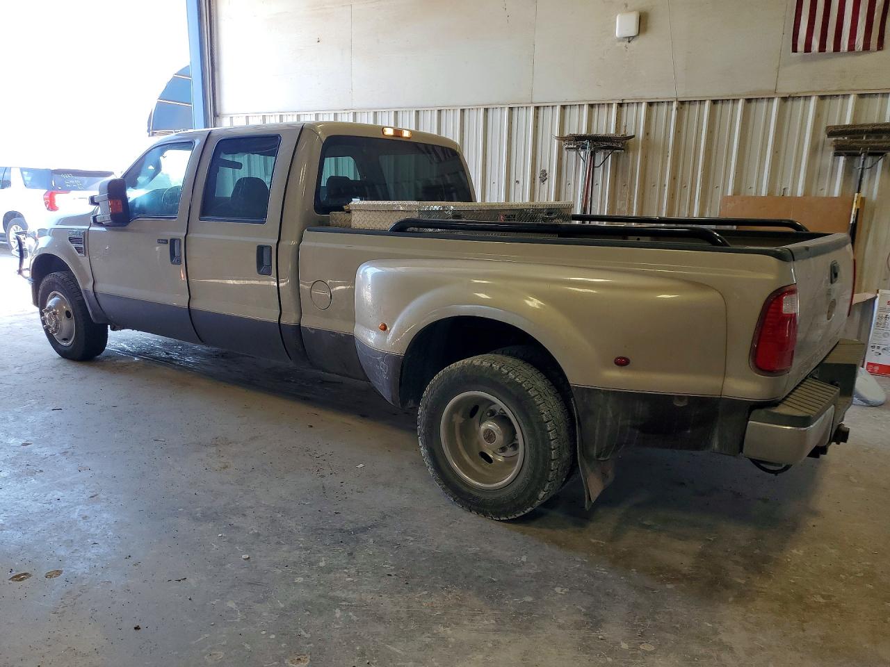 2010 Ford F350 Super Duty Tan vin: 1FTWW3CR6AEA79148