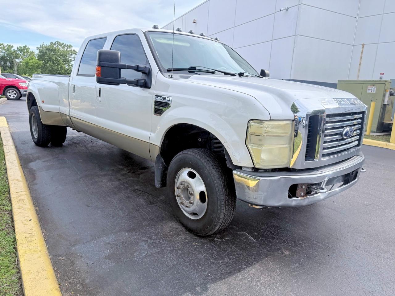 2010 Ford F350 Super Duty White vin: 1FTWW3DR5AEA50593