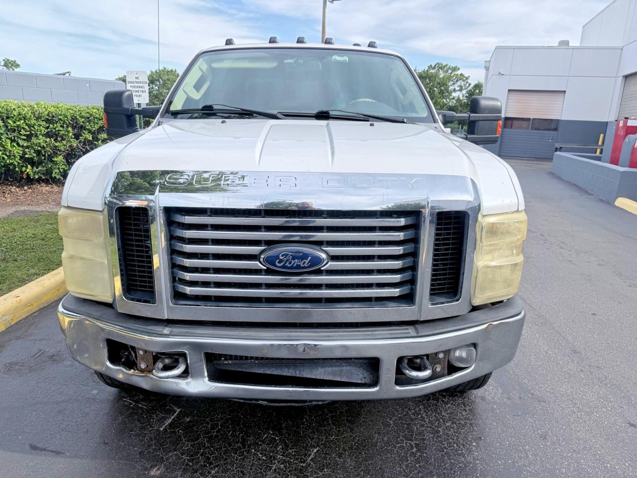 2010 Ford F350 Super Duty White vin: 1FTWW3DR5AEA50593