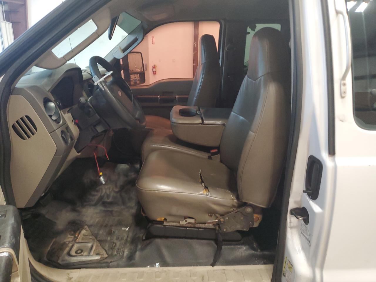 2008 Ford F350 Srw Super Duty White vin: 1FTWX30568EB94311