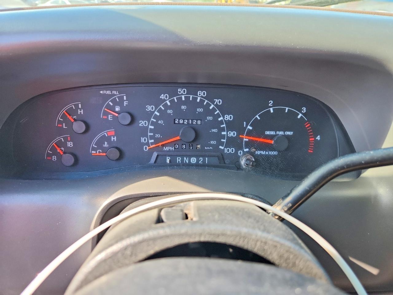 1999 Ford F350 Super Duty Красный vin: 1FTWX32F3XEA24203