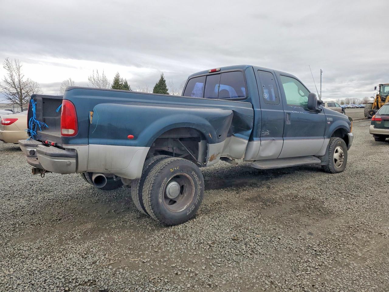 1999 Ford F350 Super Duty Blue vin: 1FTWX33F2XEB99525