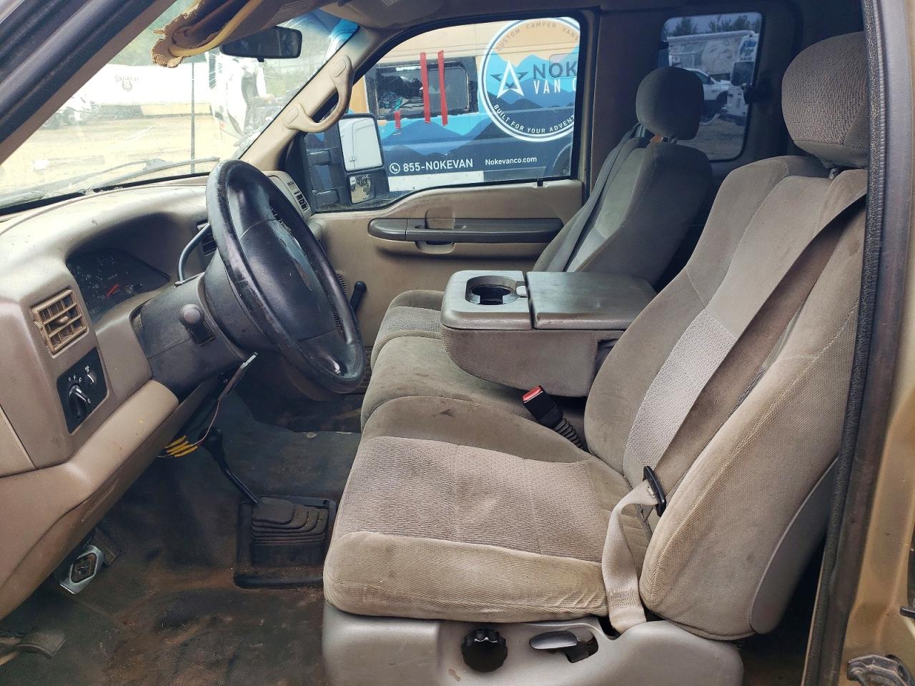 2000 Ford F350 Super Duty Gold vin: 1FTWX33F7YEB52492