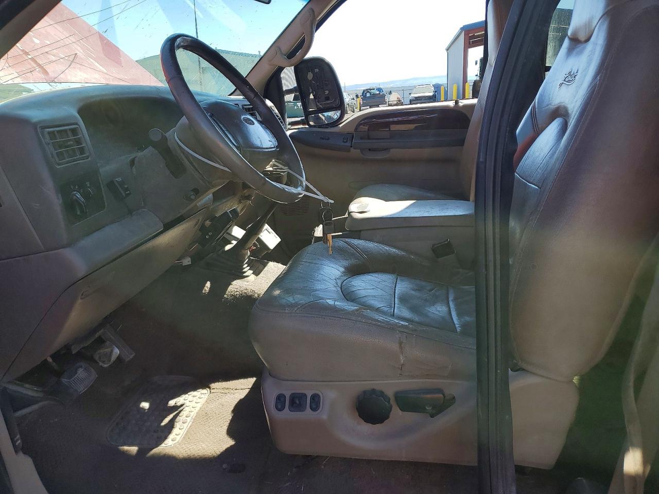 2000 Ford F350 Super Duty Red vin: 1FTWX33F7YEE53635