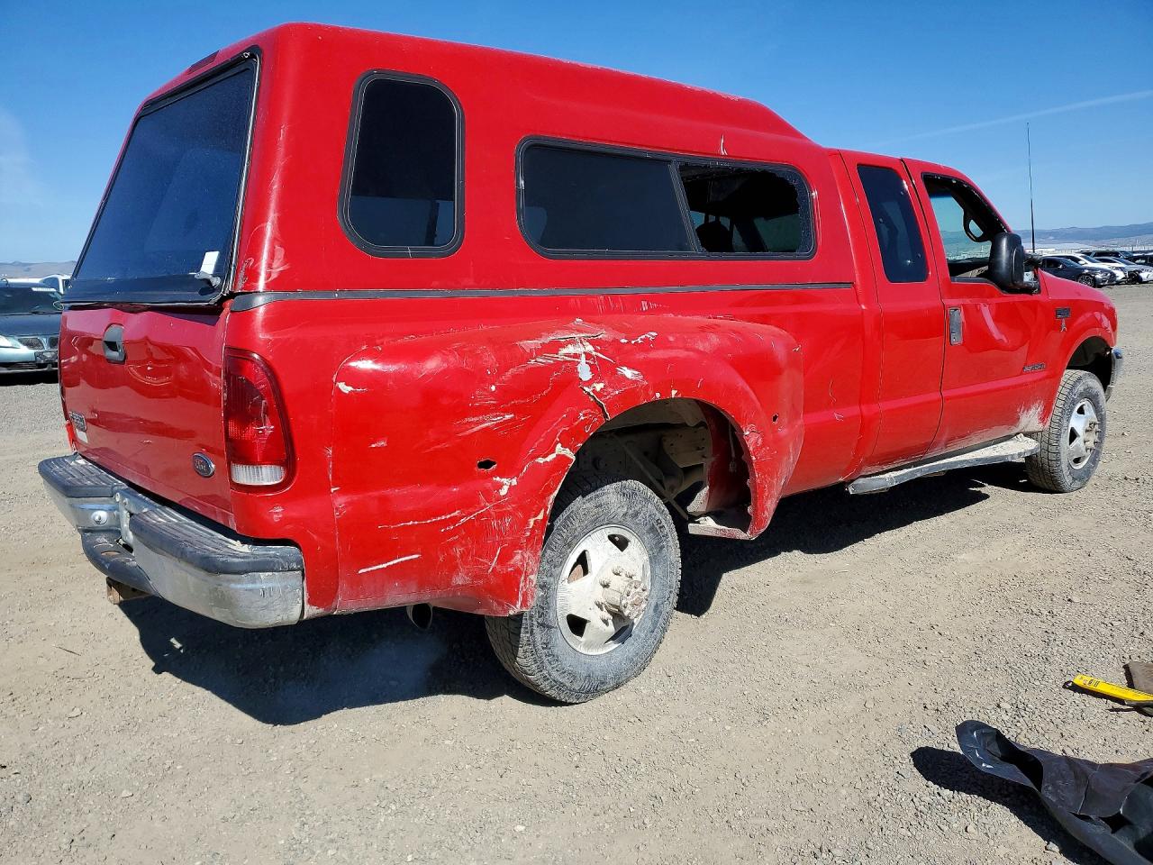2000 Ford F350 Super Duty Red vin: 1FTWX33F7YEE53635