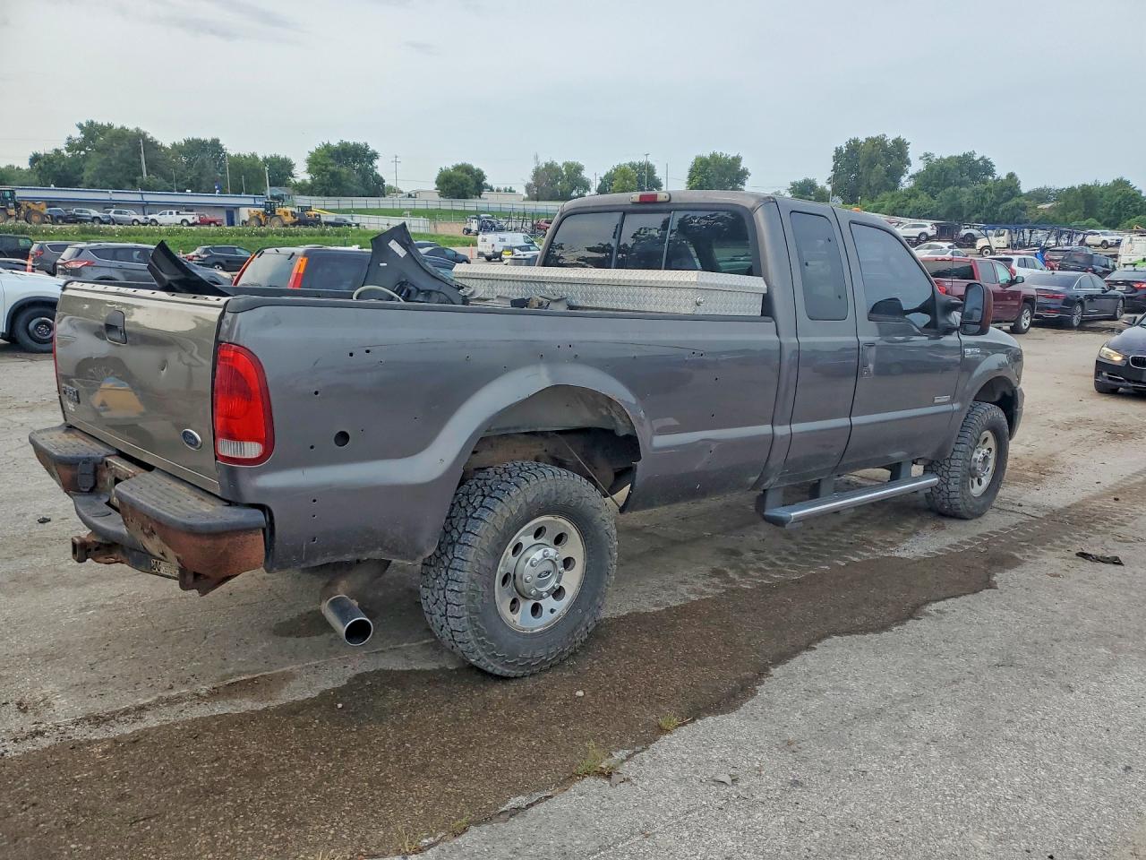 2005 Ford F350 Super Duty Black vin: 1FTWX33P05EC75524