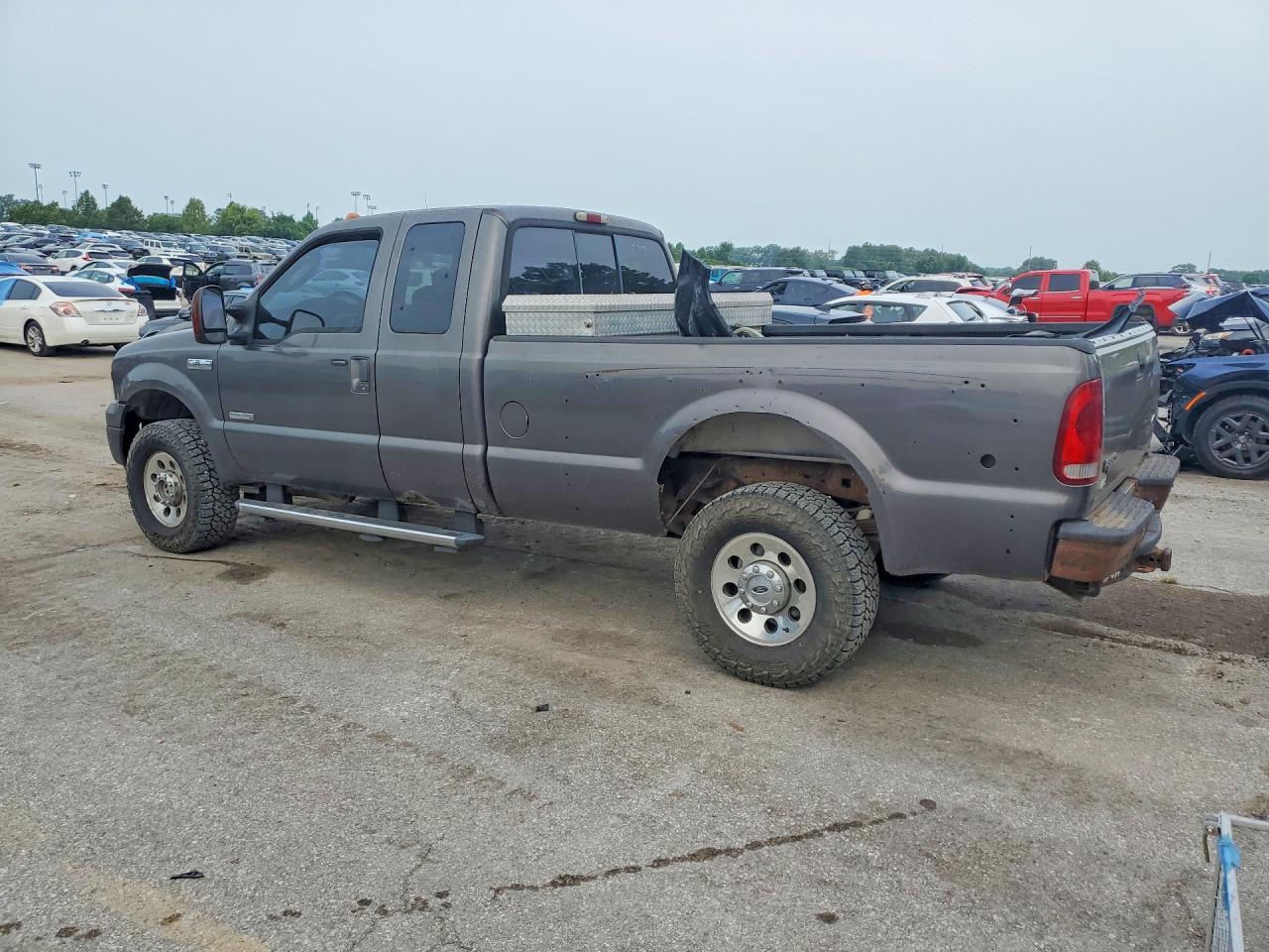 2005 Ford F350 Super Duty Black vin: 1FTWX33P05EC75524
