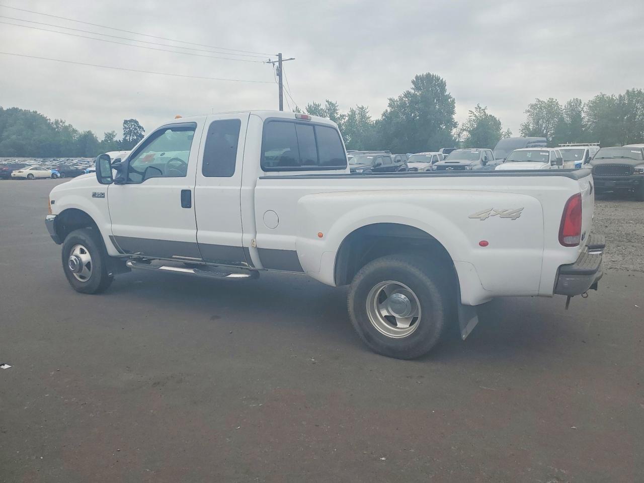 2000 Ford F350 Super Duty White vin: 1FTWX33S8YED76352