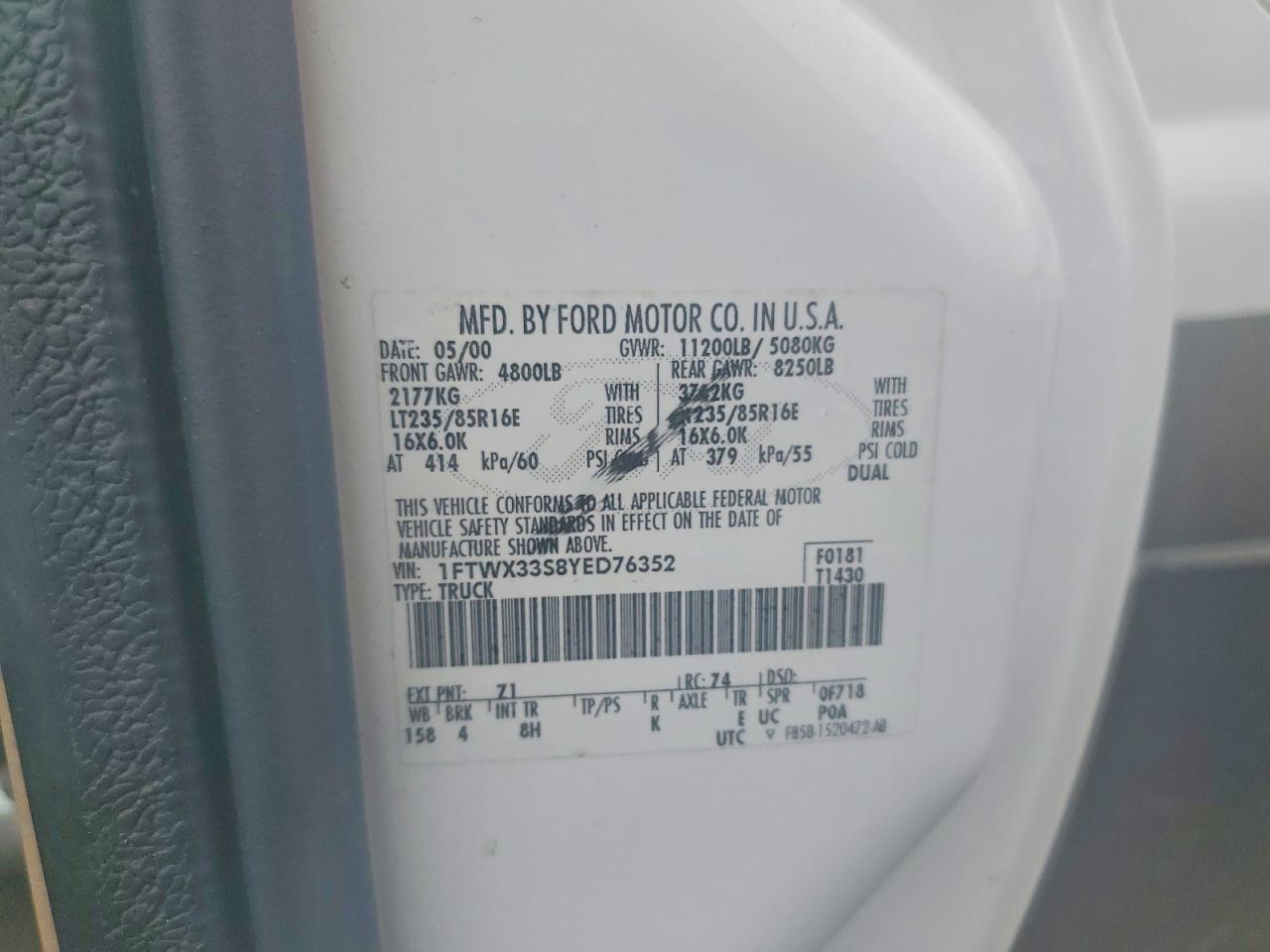 2000 Ford F350 Super Duty White vin: 1FTWX33S8YED76352