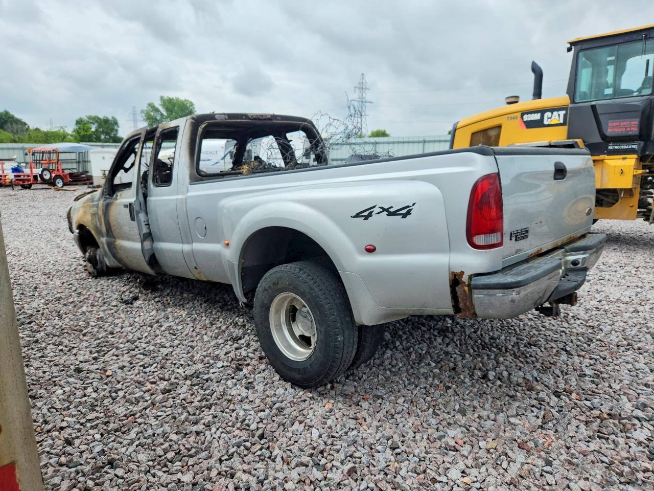 2004 Ford F350 Super Duty Серебряный vin: 1FTWX33S94ED44536