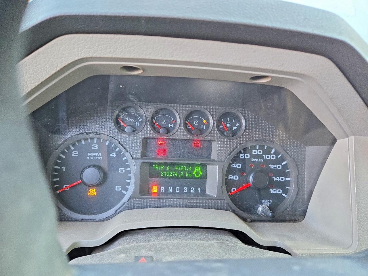 2009 Ford F350 Super Duty White vin: 1FTWX33Y09EA24968